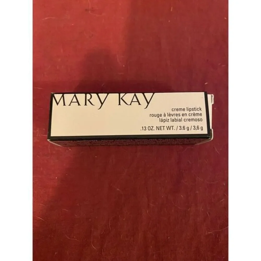 ~NEW~ Mary Kay Give Dreams‎ Cream Lipstick #045193